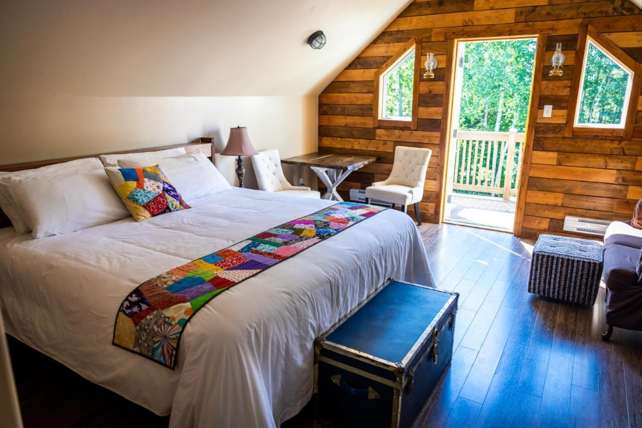 Upper Humber Settlement Bed and Breakfast Cormack Exteriör bild